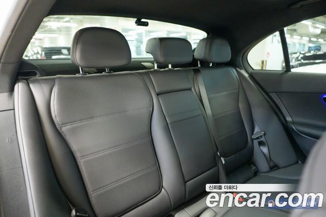 Mercedes-Benz C-Class C300 4MATIC Avantgarde