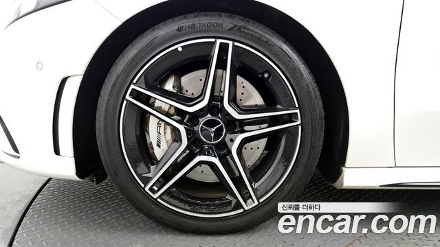 Mercedes-Benz A-Class AMG A35 4MATIC Sedan