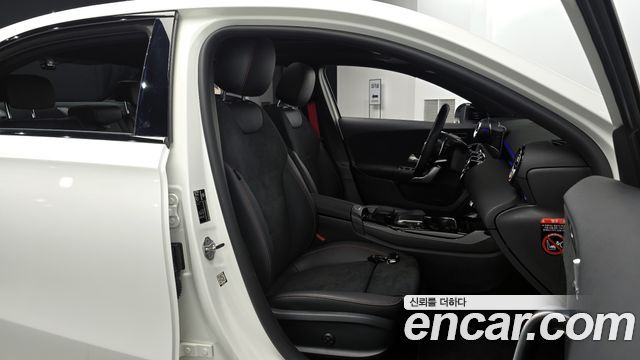 Mercedes-Benz A-Class AMG A35 4MATIC Sedan