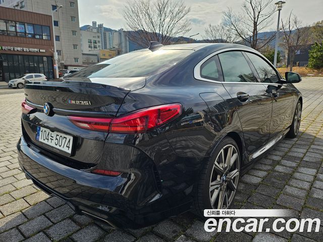 BMW 2-Series M235i xDrive