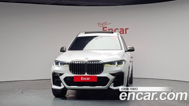 BMW X7 M50i 6STR