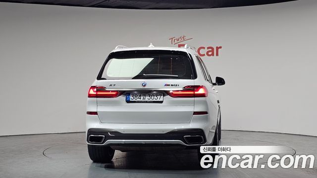BMW X7 M50i 6STR