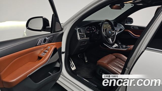 BMW X7 M50i 6STR
