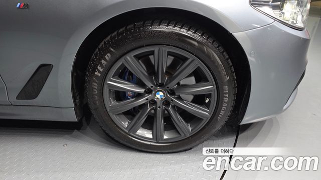 BMW 5-Series 530i M Sport Package