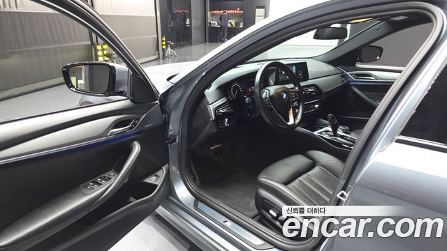 BMW 5-Series 530i M Sport Package