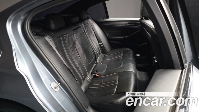 BMW 5-Series 530i M Sport Package