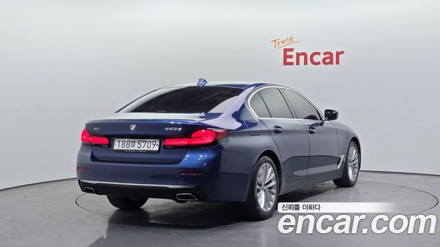 BMW 5-Series 523d xDrive Luxury