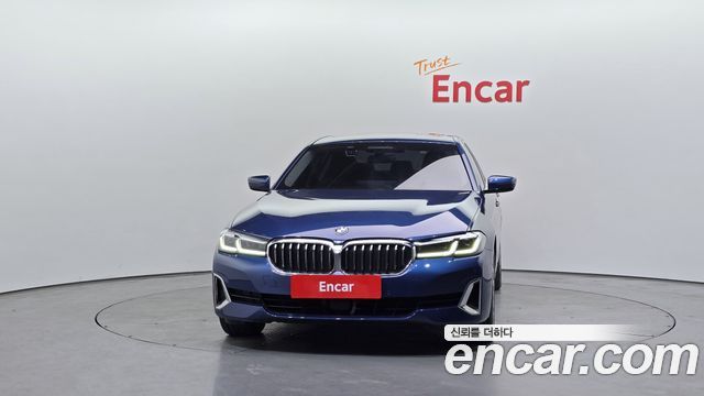 BMW 5-Series 523d xDrive Luxury