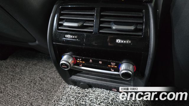 BMW 5-Series 523d xDrive Luxury