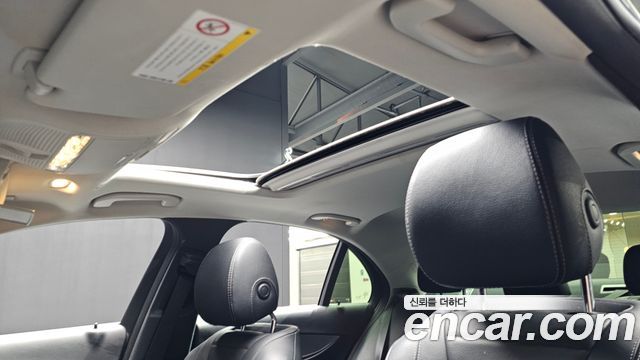 Mercedes-Benz E-Class E200 Avantgarde