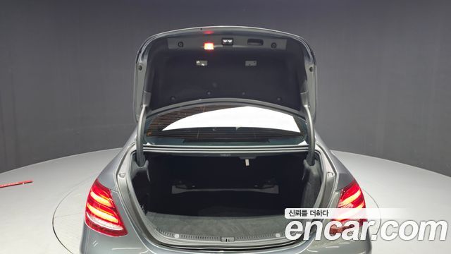 Mercedes-Benz E-Class E200 Avantgarde