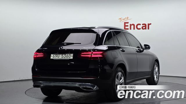 Mercedes-Benz GLC-Class GLC220 d 4MATIC