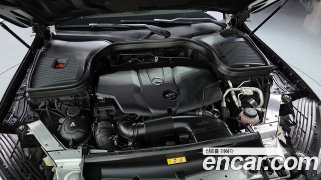 Mercedes-Benz GLC-Class GLC220 d 4MATIC