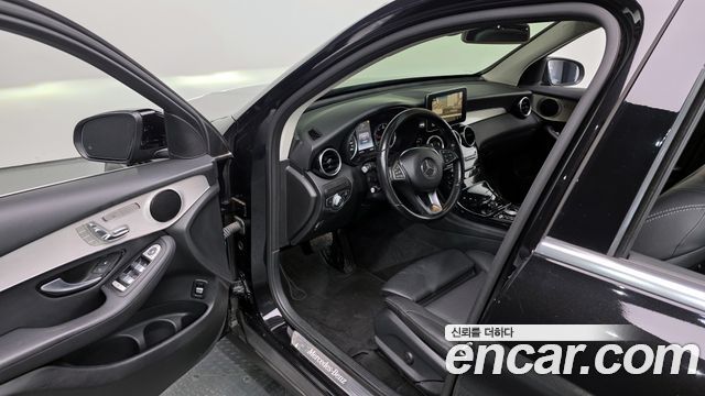 Mercedes-Benz GLC-Class GLC220 d 4MATIC