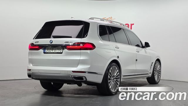 BMW X7 xDrive 40i Design Pure Excellence 6-Seater