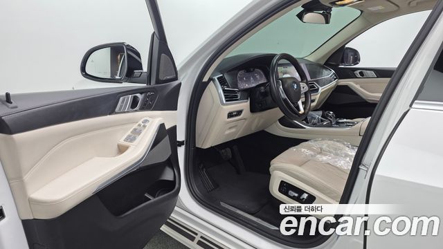 BMW X7 xDrive 40i Design Pure Excellence 6-Seater