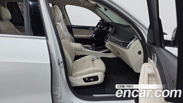 BMW X7 xDrive 40i Design Pure Excellence 6-Seater