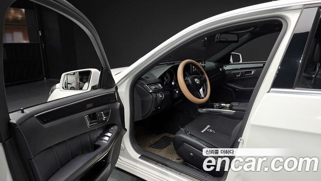 Mercedes-Benz E-Class E220 Bluetec Avantgarde