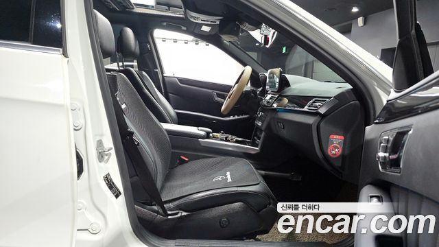 Mercedes-Benz E-Class E220 Bluetec Avantgarde
