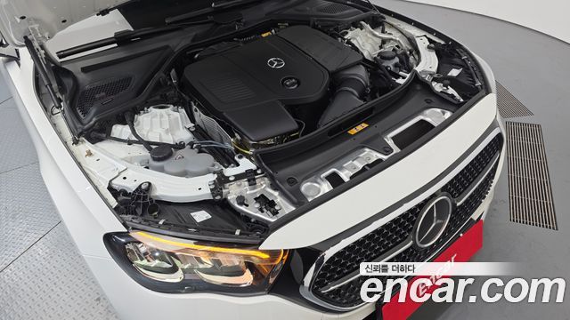 Mercedes-Benz E-Class E200 Avantgarde