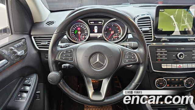 Mercedes-Benz GLE-Class GLE250 d 4MATIC