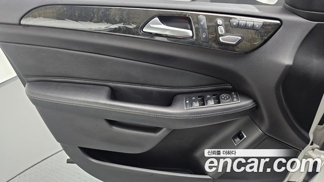 Mercedes-Benz GLE-Class GLE250 d 4MATIC