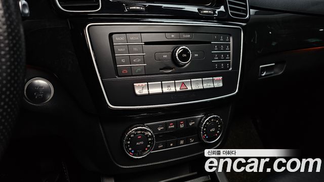 Mercedes-Benz GLE-Class GLE250 d 4MATIC