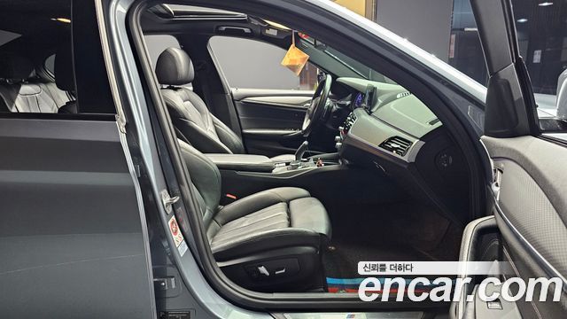 BMW 5-Series 530i M Sport Package