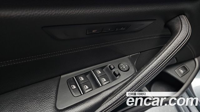BMW 5-Series 530i M Sport Package