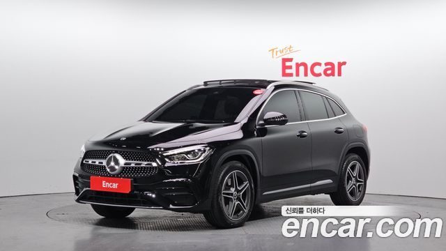 Mercedes-Benz GLA-Class GLA250 4MATIC