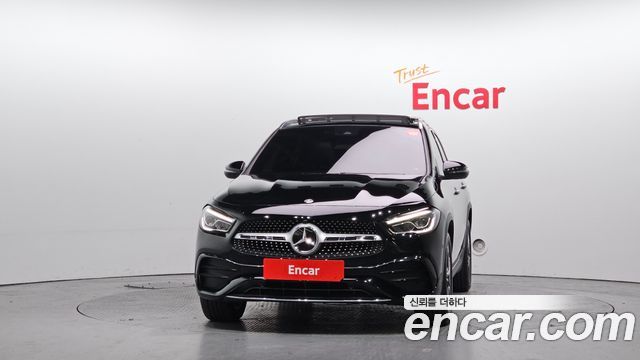 Mercedes-Benz GLA-Class GLA250 4MATIC