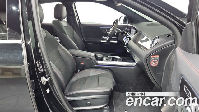 Mercedes-Benz GLA-Class GLA250 4MATIC