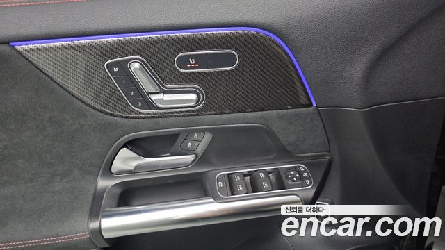 Mercedes-Benz GLA-Class GLA250 4MATIC
