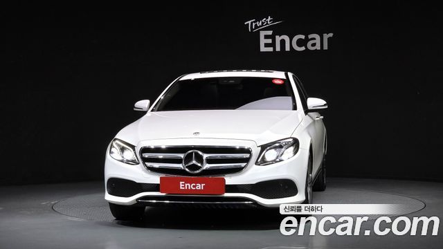 Mercedes-Benz E-Class E220d Avantgarde