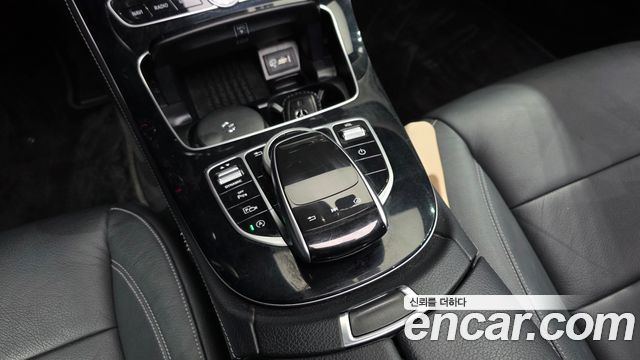 Mercedes-Benz E-Class E220d Avantgarde