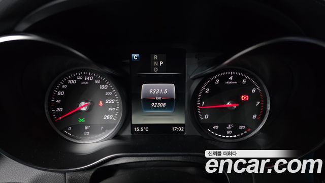 Mercedes-Benz GLC-Class GLC300 4MATIC AMG Line