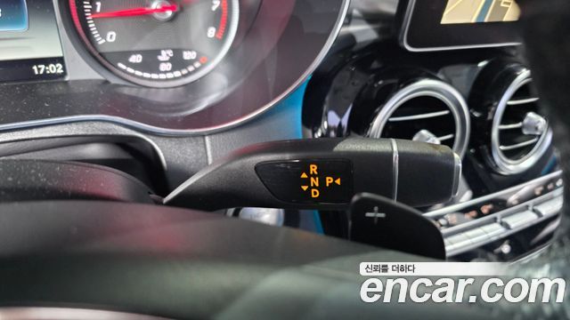 Mercedes-Benz GLC-Class GLC300 4MATIC AMG Line