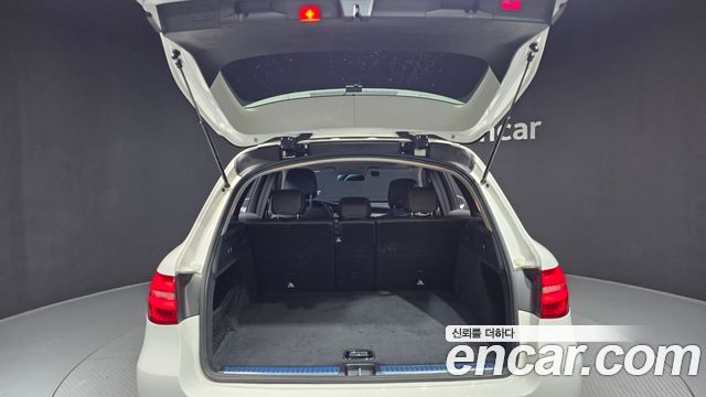 Mercedes-Benz GLC-Class GLC300 4MATIC AMG Line