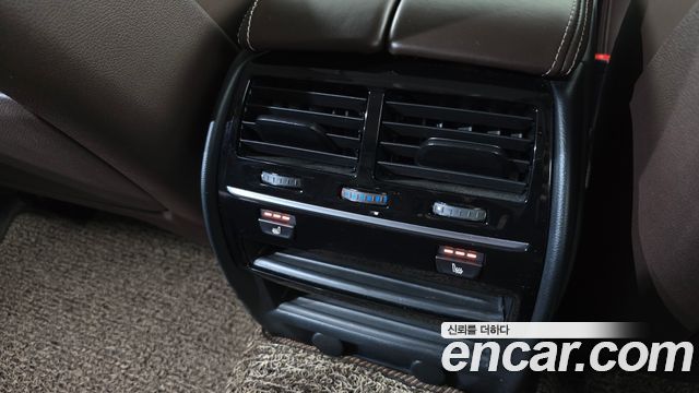 BMW 5-Series 530i xDrive Luxury Plus
