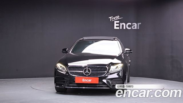 Mercedes-Benz E-Class E350 4MATIC AMG Line