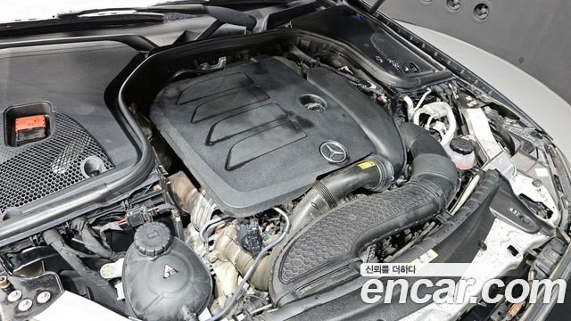 Mercedes-Benz E-Class E350 4MATIC AMG Line