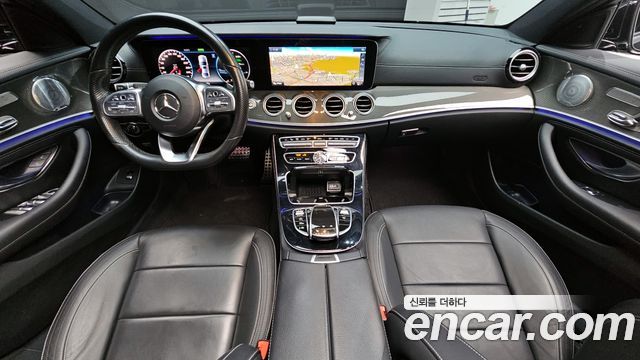 Mercedes-Benz E-Class E350 4MATIC AMG Line