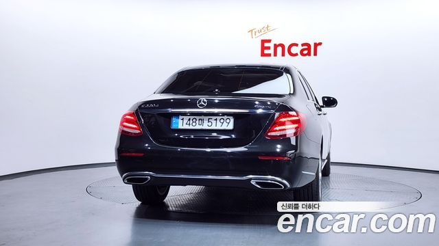 Mercedes-Benz E-Class E220d 4MATIC Exclusive