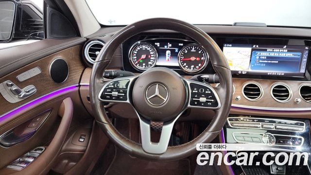 Mercedes-Benz E-Class E220d 4MATIC Exclusive