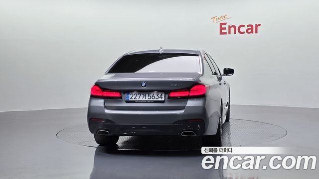 BMW 5-Series 530i M Sport Package