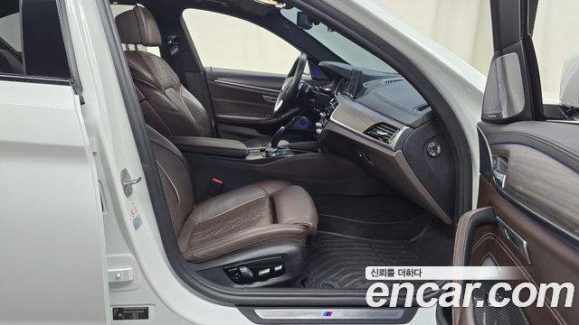 BMW 5-Series 520d M Sport Package Plus