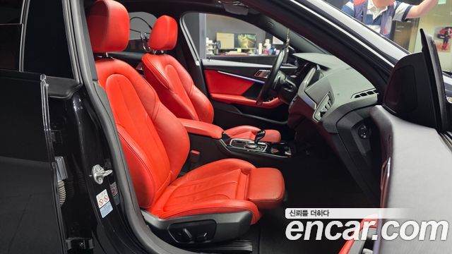 BMW 2-Series 220i M Sports