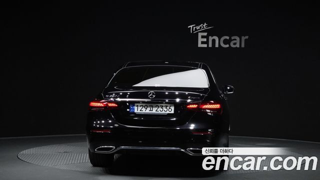 Mercedes-Benz E-Class E220d 4MATIC AMG Line