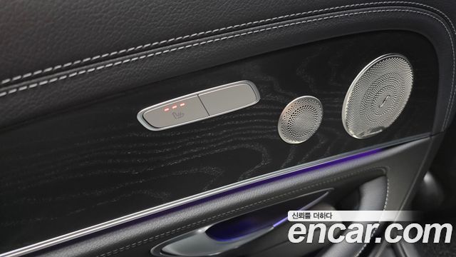 Mercedes-Benz E-Class E220d 4MATIC AMG Line