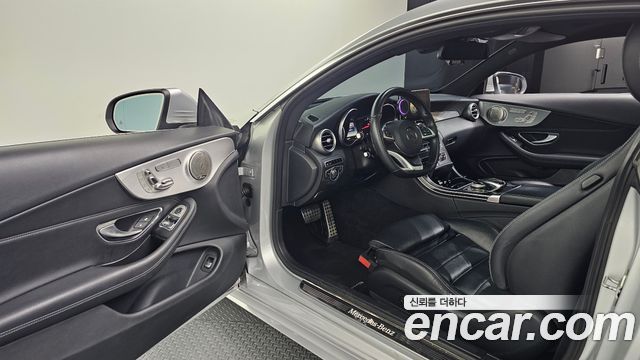 Mercedes-Benz C-Class C200 Coupe